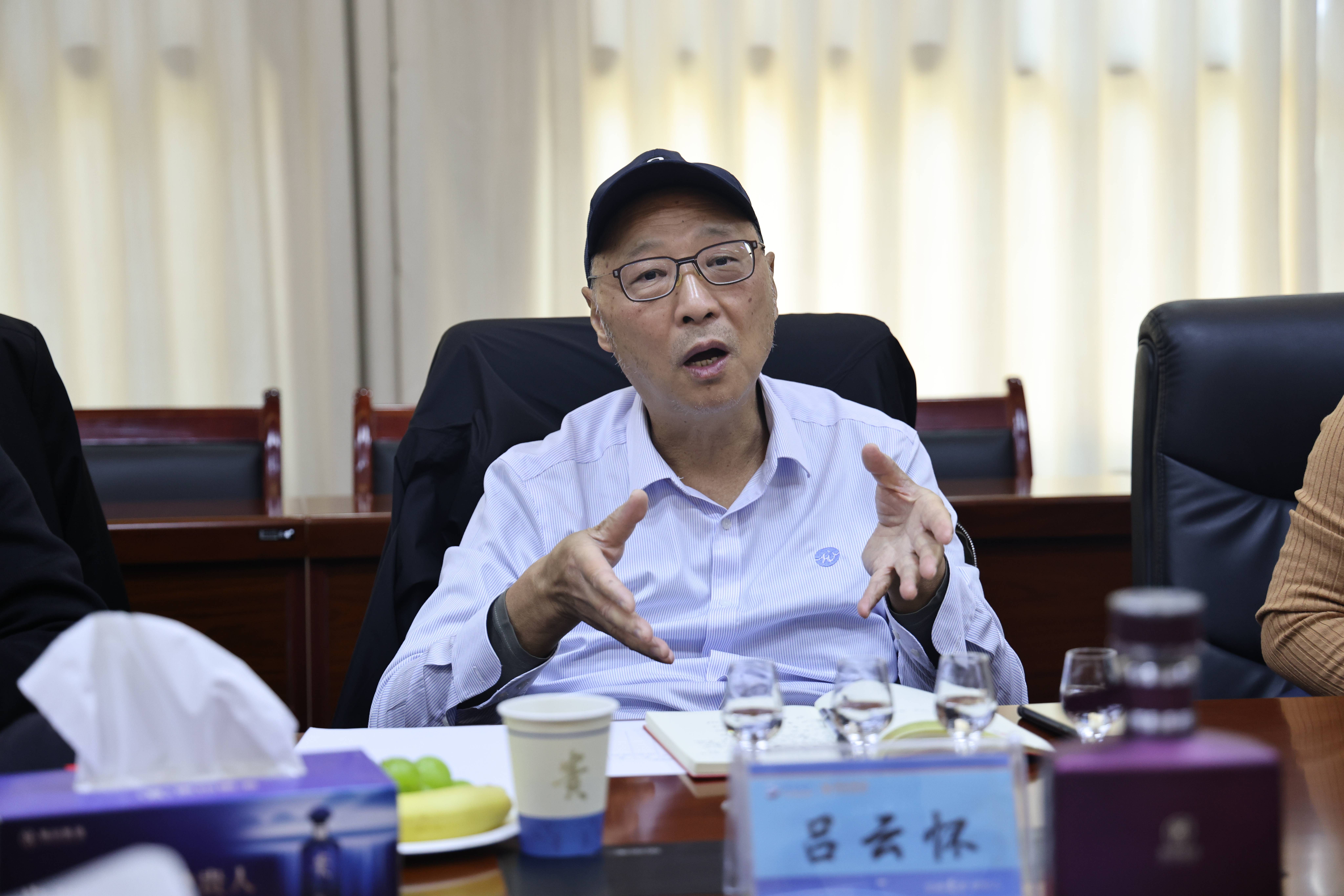 33646701.jpg 33646701.jpg