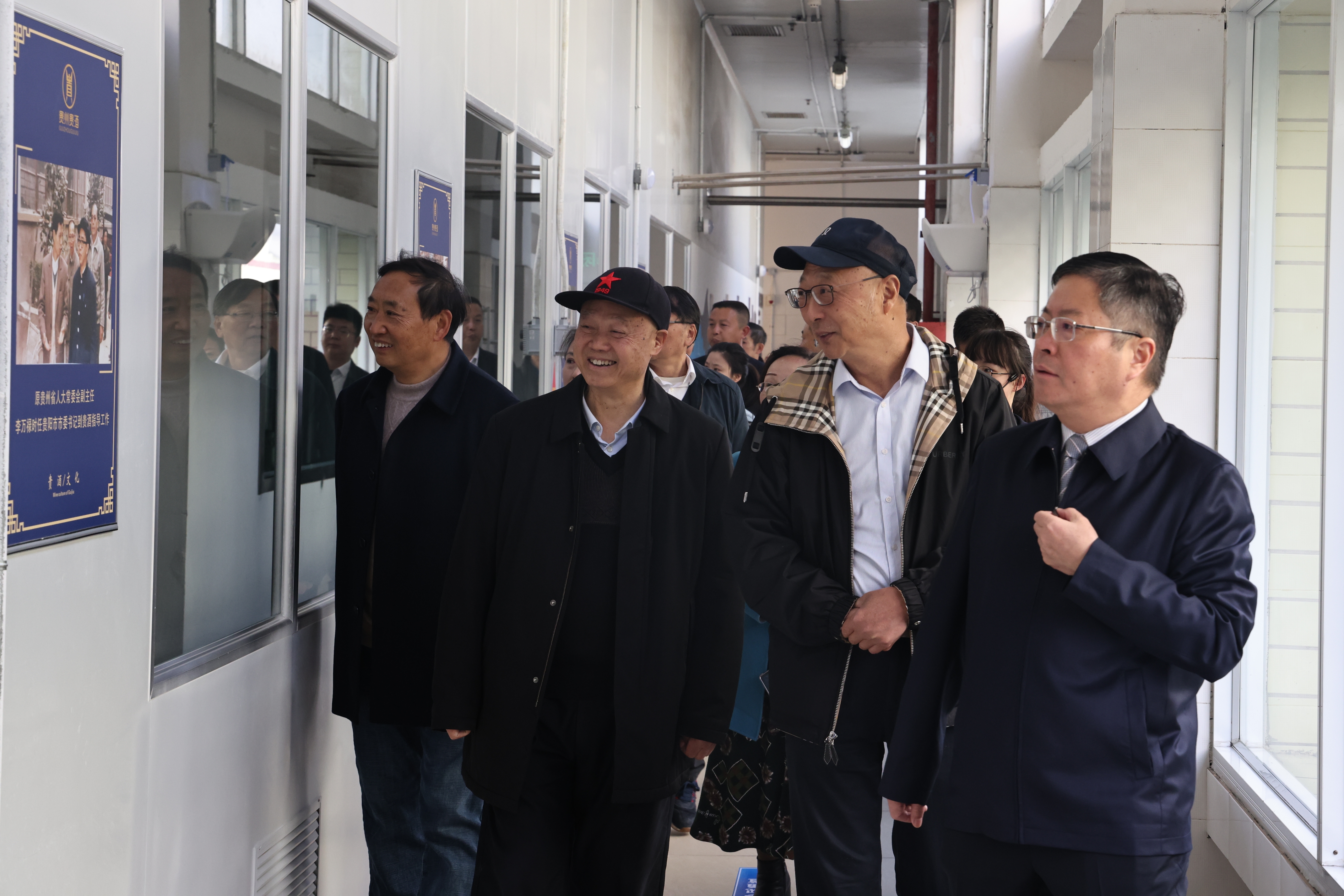 38042754.jpg 38042754.jpg